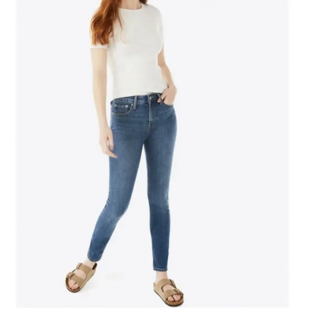 Free Assembly Jeans - Picture 2 of 10